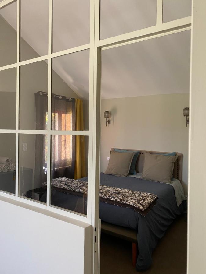 La Belle Etoile Chambres Roaix Εξωτερικό φωτογραφία